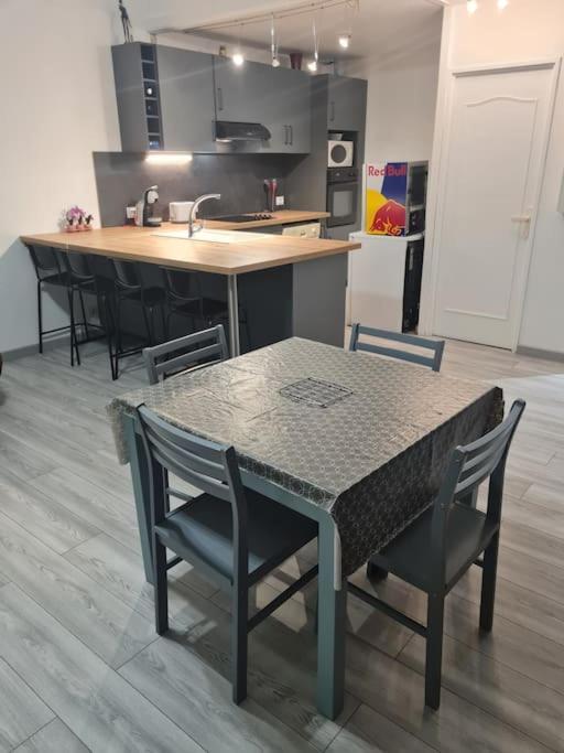 Le Beau Sejour Lägenhet Poitiers Exteriör bild